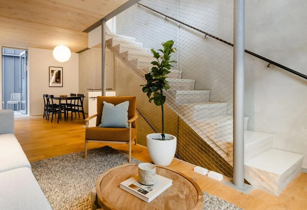 Urban Oasis - Spacious 3Br Townhouse W Terrace location